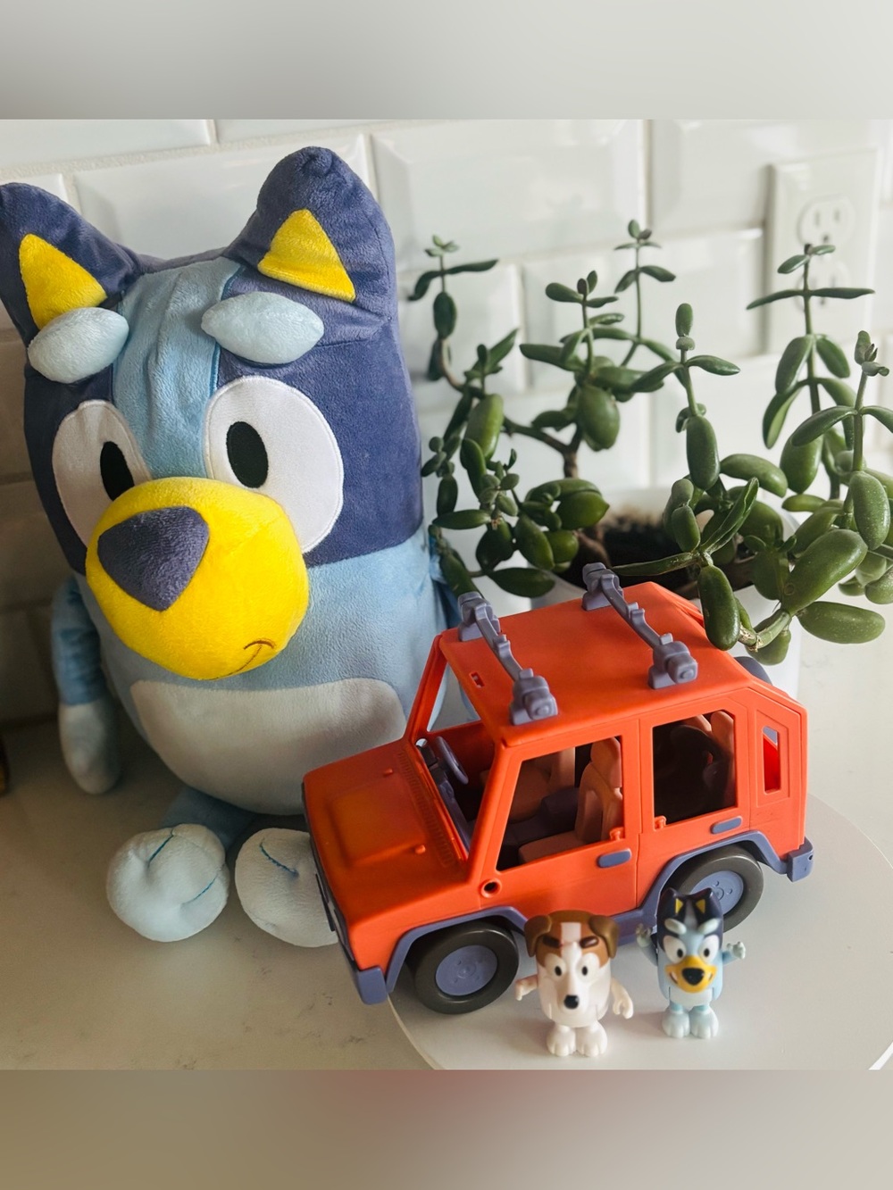 Bluey figures, car &  Plush Bluey Set 💙🩵🐾